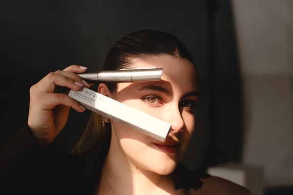 Aplicación en cejas